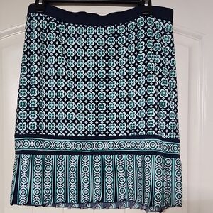 EUC WOMENS SKIRT